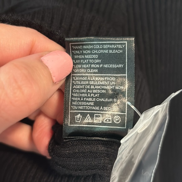 NWT Steve Madden Ollie Cutout Ribbed Crop Sweater - Picture 7 of 8